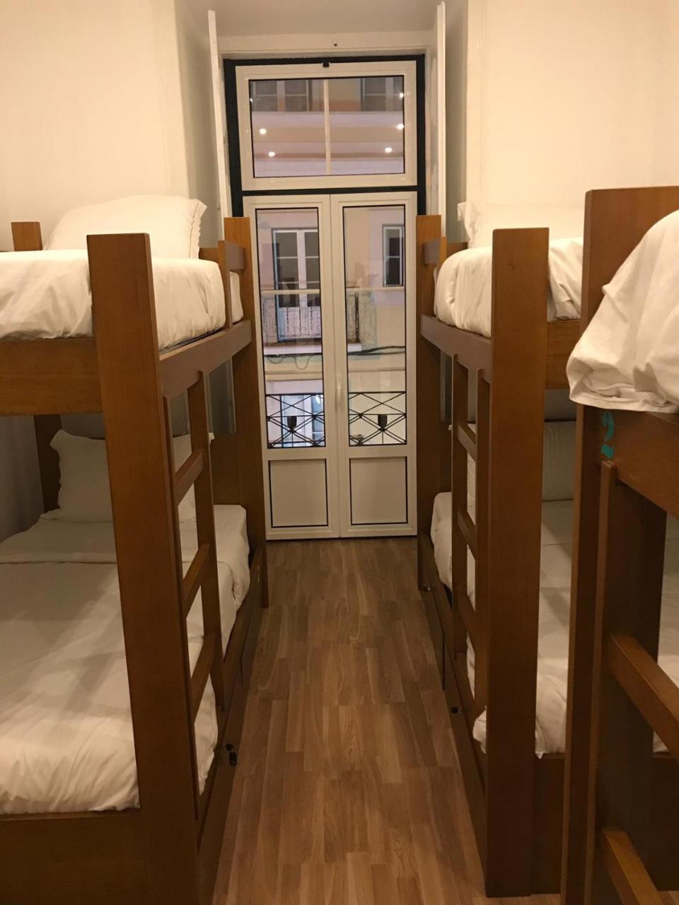 بيت شباب جست لشبونة Lisboa المظهر الخارجي الصورة